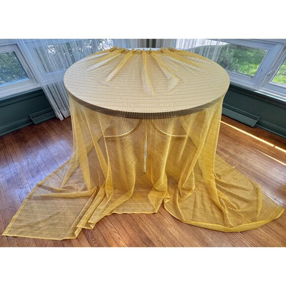 Vintage 70s pleated curtain, golden yellow open weave mesh, single panel - Picture 4 of 10
